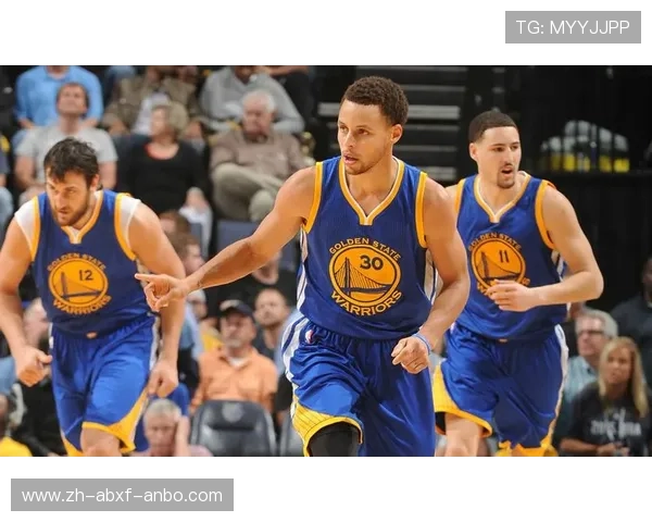 NBA勇士队高清图片合集:赛场瞬间与经典时刻